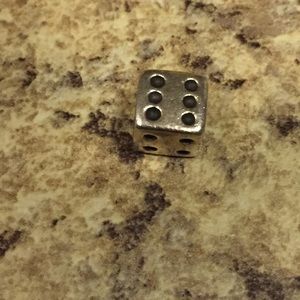 PANDORA dice charm🎲